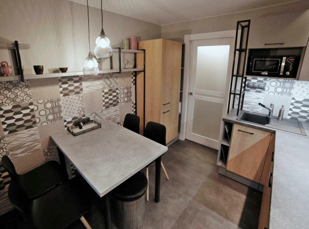 Great Location, Stylish Apartment Jurmala Ngoại thất bức ảnh